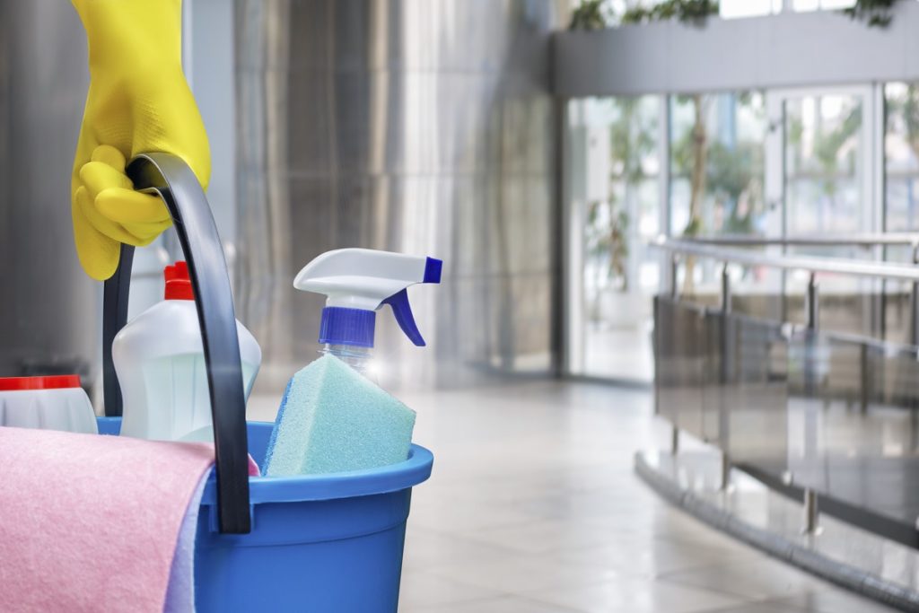 benefits-of-hiring-a-professional-cleaning-company
