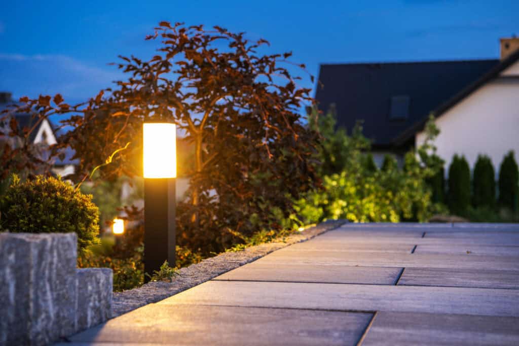 guide-to-maintaining-outdoor-lighting-systems